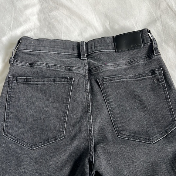 Madewell 9" Mid-Rise Skinny Jeans in Black Sea - Picture 10 of 13
